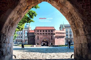 门兴主场大胜弗赖堡，豪取三分